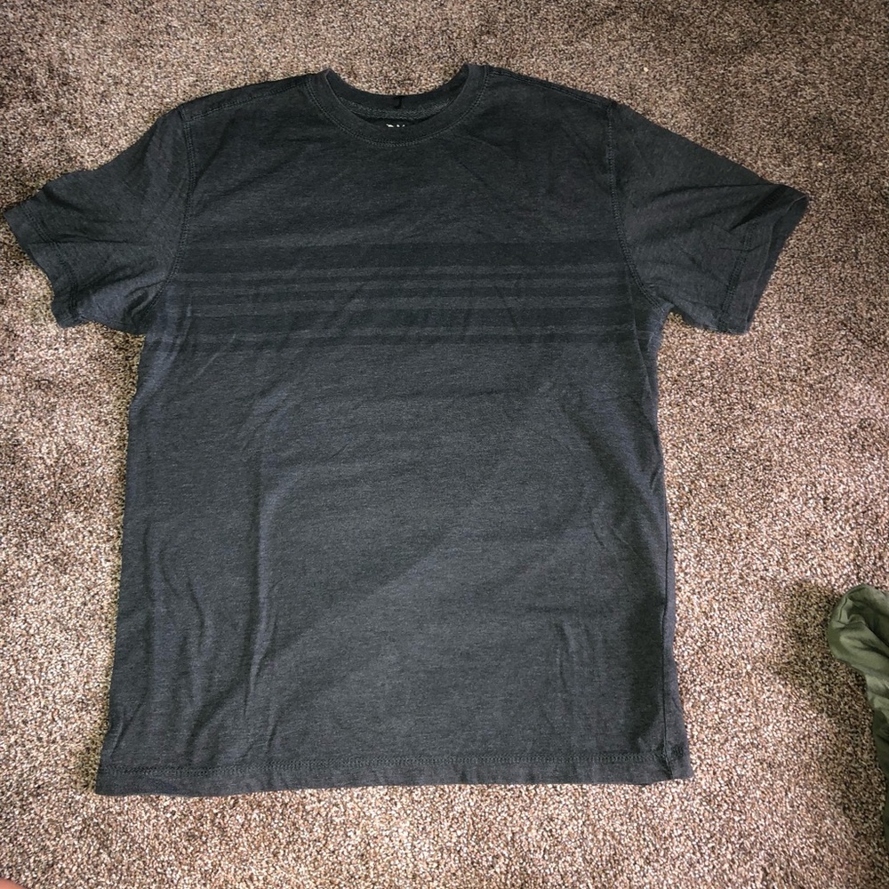 Outdoor Life Men's charcoal gray Short Sleeve Crewneck Tee w/ stripes on Chest